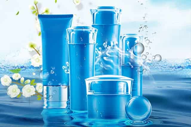 手上一大块一大块红包